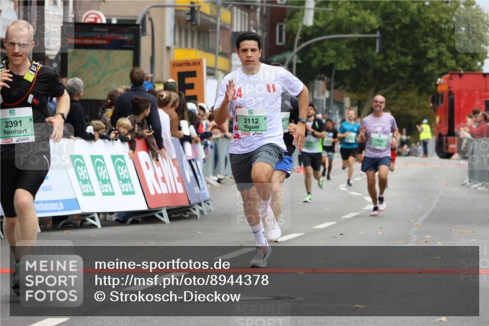 21.09.2025 - PSD Bank Halbmarathon Strokosch-Dieckow http://msf.ph/oto/8944378 21.09.2025 11:46:37 Ziel 1583, 2112, 2155, 2391, 2657, 2919 meine-sportfotos.de