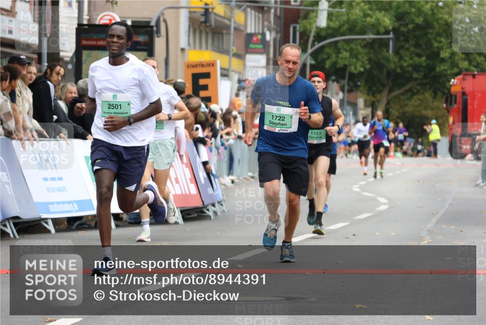 21.09.2025 - PSD Bank Halbmarathon Strokosch-Dieckow http://msf.ph/oto/8944391 21.09.2025 11:45:08 Ziel 1123, 1722, 1774, 1958, 2136, 2501, 3024, 3925 meine-sportfotos.de