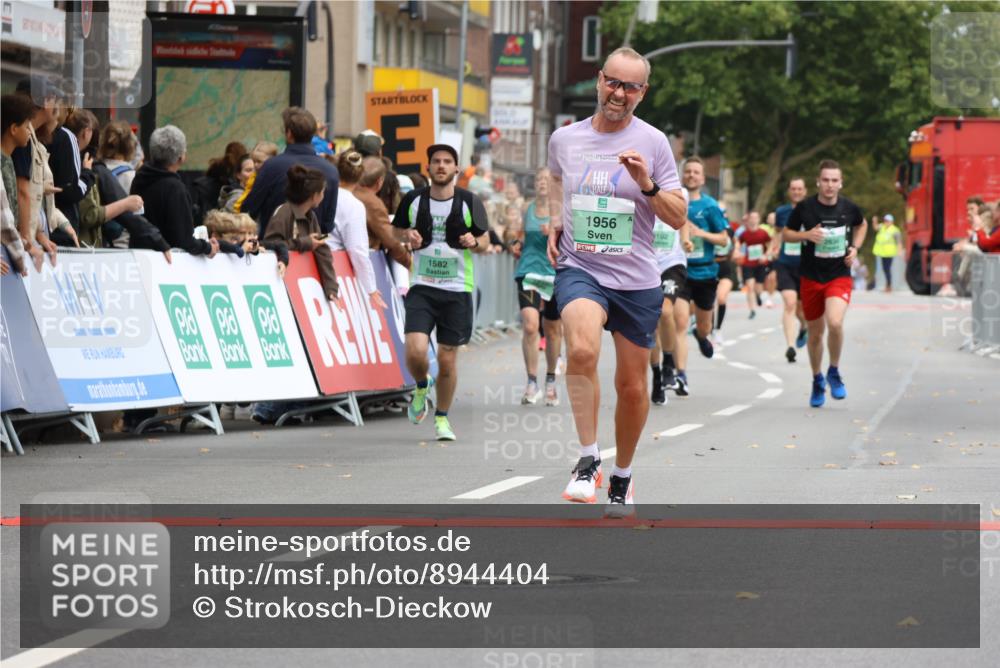 21.09.2025 - PSD Bank Halbmarathon Strokosch-Dieckow http://msf.ph/oto/8944404 21.09.2025 11:46:43 Ziel 1582, 1601, 1956, 2112, 2155, 2391, 2634, 2657, 3102 meine-sportfotos.de