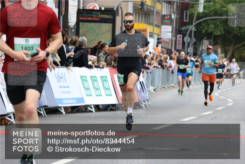 21.09.2025 - PSD Bank Halbmarathon Strokosch-Dieckow http://msf.ph/oto/8944454 21.09.2025 11:47:11 Ziel 1401, 1403, 1965, 2232, 2478 meine-sportfotos.de