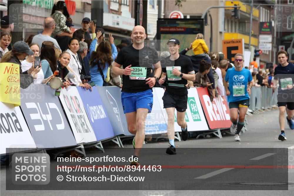 21.09.2025 - PSD Bank Halbmarathon Strokosch-Dieckow http://msf.ph/oto/8944463 21.09.2025 11:47:23 Ziel 1164, 1401, 1530, 2049, 2234, 2522, 3389 meine-sportfotos.de