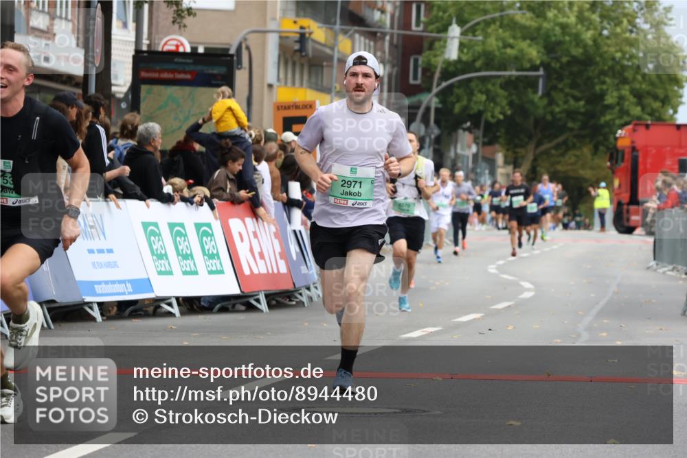 21.09.2025 - PSD Bank Halbmarathon Strokosch-Dieckow http://msf.ph/oto/8944480 21.09.2025 11:47:30 Ziel 1164, 1530, 2049, 2234, 2522, 2570, 2971, 3389 meine-sportfotos.de