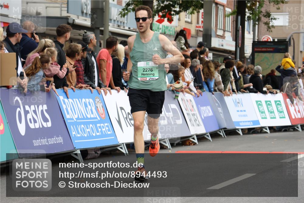 21.09.2025 - PSD Bank Halbmarathon Strokosch-Dieckow http://msf.ph/oto/8944493 21.09.2025 11:47:40 Ziel 2276, 2570, 2971 meine-sportfotos.de