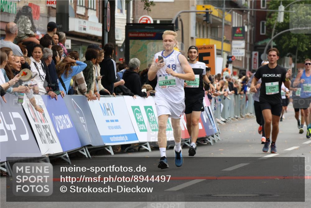 21.09.2025 - PSD Bank Halbmarathon Strokosch-Dieckow http://msf.ph/oto/8944497 21.09.2025 11:47:45 Ziel 1962, 2193, 2276, 2394, 2570 meine-sportfotos.de