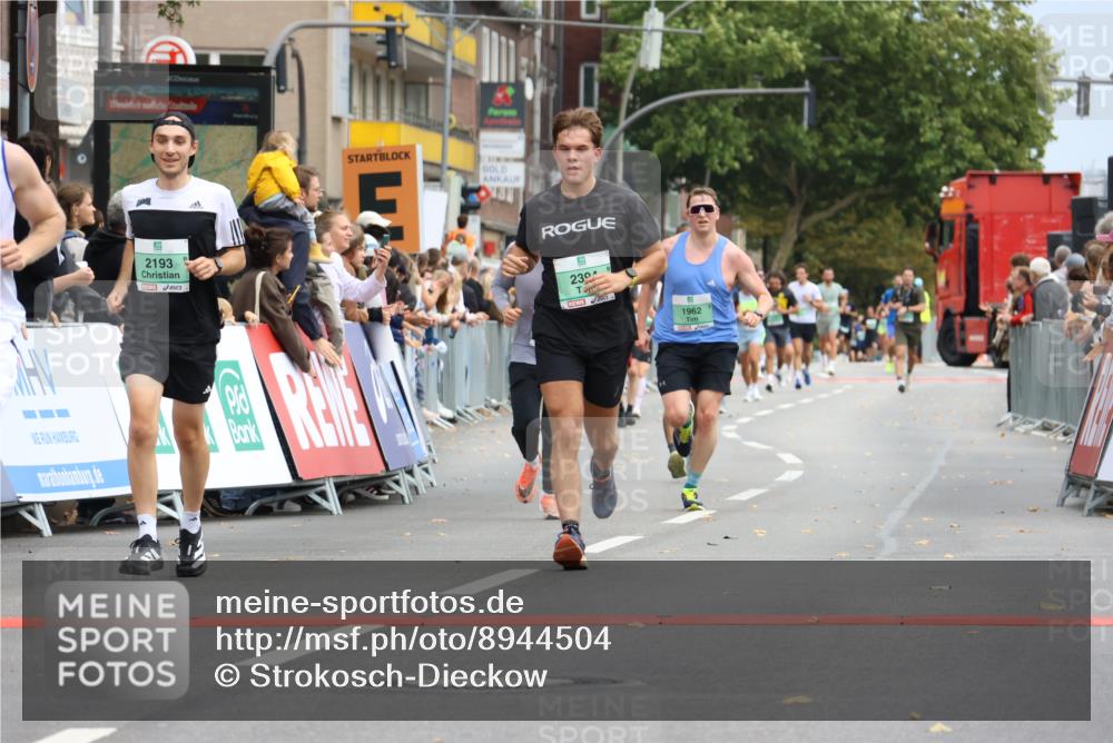 21.09.2025 - PSD Bank Halbmarathon Strokosch-Dieckow http://msf.ph/oto/8944504 21.09.2025 11:47:46 Ziel 1962, 2193, 2276, 2394, 2725 meine-sportfotos.de