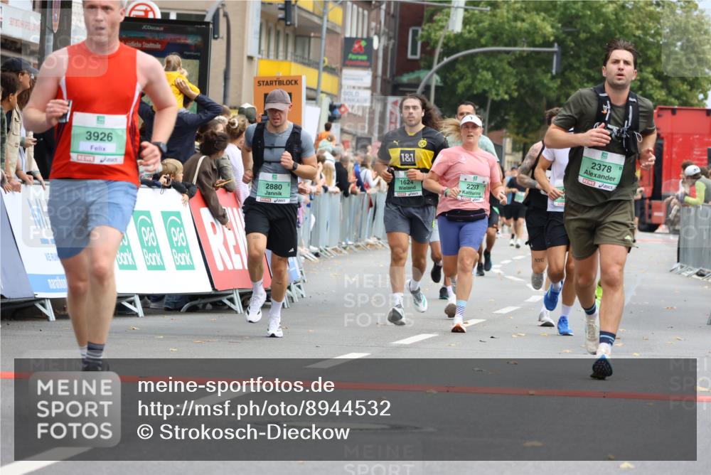 21.09.2025 - PSD Bank Halbmarathon Strokosch-Dieckow http://msf.ph/oto/8944532 21.09.2025 11:48:10 Ziel 1067, 1311, 1412, 1529, 1624, 2230, 2259, 2293, 2378, 2880, 3169, 3926, 4054 meine-sportfotos.de