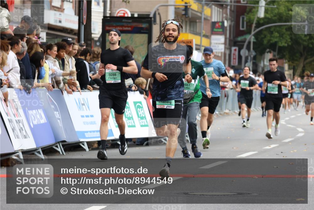 21.09.2025 - PSD Bank Halbmarathon Strokosch-Dieckow http://msf.ph/oto/8944549 21.09.2025 11:48:26 Ziel 1234, 1942, 2182, 2259, 2551, 2561, 3288, 3921 meine-sportfotos.de