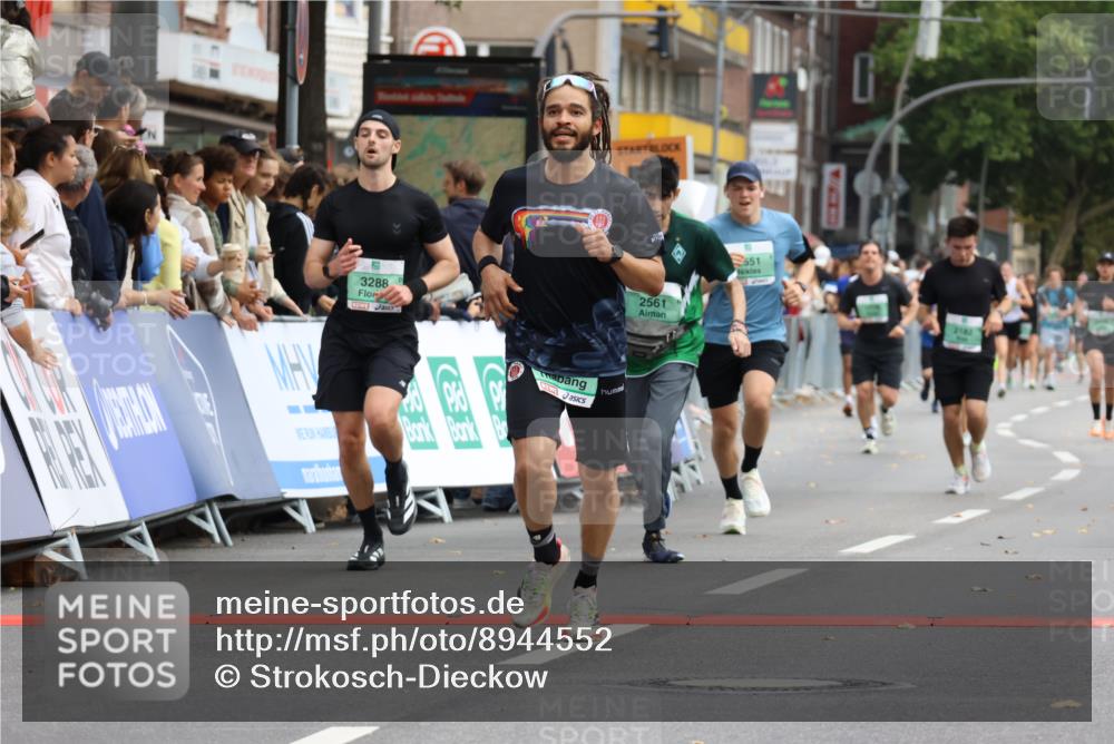 21.09.2025 - PSD Bank Halbmarathon Strokosch-Dieckow http://msf.ph/oto/8944552 21.09.2025 11:48:26 Ziel 1234, 1942, 2182, 2259, 2551, 2561, 3288, 3921 meine-sportfotos.de