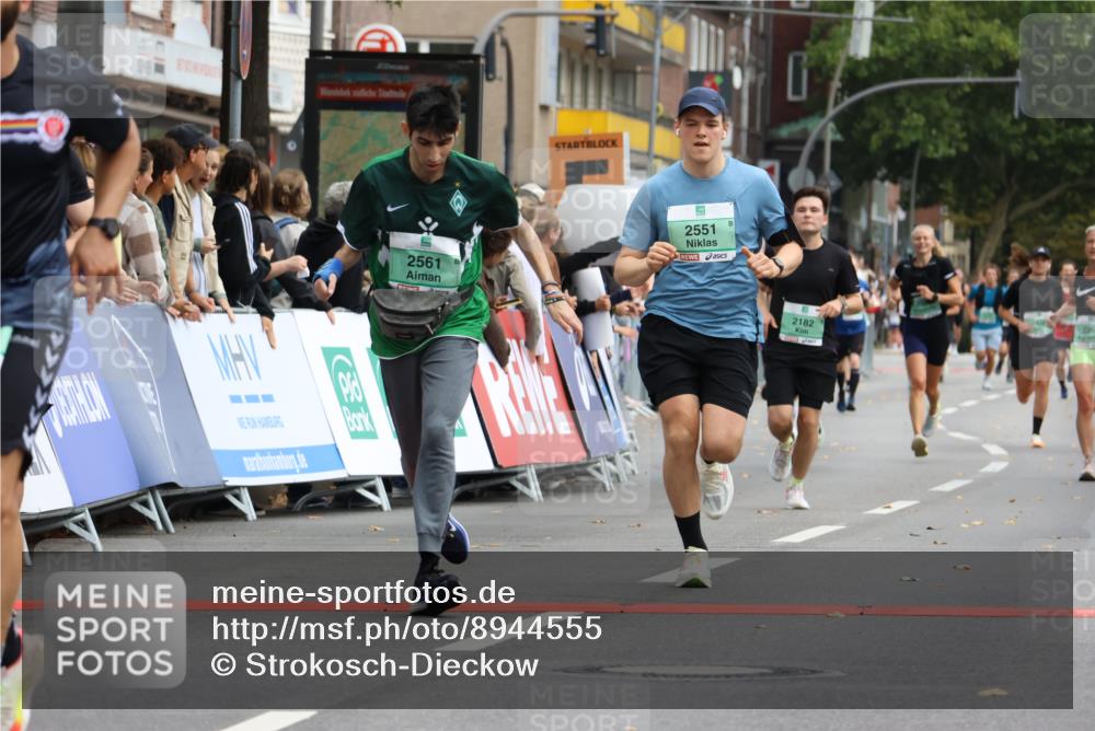 21.09.2025 - PSD Bank Halbmarathon Strokosch-Dieckow http://msf.ph/oto/8944555 21.09.2025 11:48:28 Ziel 1234, 1719, 1942, 2182, 2551, 2561, 3288 meine-sportfotos.de
