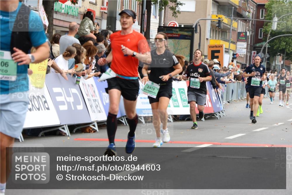 21.09.2025 - PSD Bank Halbmarathon Strokosch-Dieckow http://msf.ph/oto/8944603 21.09.2025 11:48:49 Ziel 1129, 1271, 1983, 1987, 2004, 2053, 2106, 2214, 2307, 2335, 2419, 2438, 2445, 2777 meine-sportfotos.de