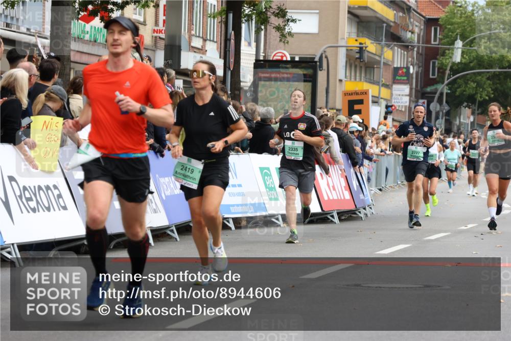 21.09.2025 - PSD Bank Halbmarathon Strokosch-Dieckow http://msf.ph/oto/8944606 21.09.2025 11:48:50 Ziel 1129, 1271, 1659, 1983, 1987, 2004, 2053, 2106, 2214, 2307, 2335, 2419, 2438, 2445, 2777 meine-sportfotos.de