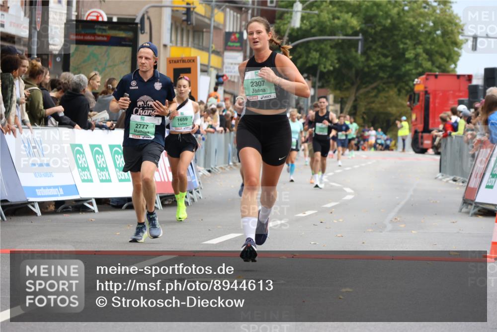 21.09.2025 - PSD Bank Halbmarathon Strokosch-Dieckow http://msf.ph/oto/8944613 21.09.2025 11:48:53 Ziel 1129, 1271, 1659, 1983, 2004, 2053, 2106, 2214, 2307, 2335, 2419, 2438, 2445, 2777 meine-sportfotos.de
