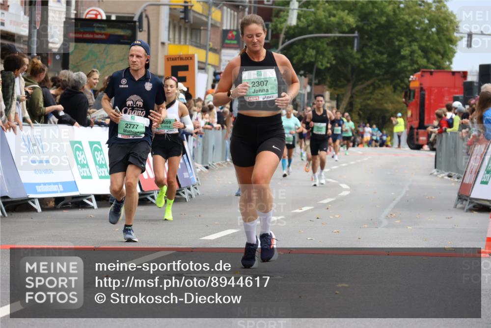 21.09.2025 - PSD Bank Halbmarathon Strokosch-Dieckow http://msf.ph/oto/8944617 21.09.2025 11:48:53 Ziel 1129, 1271, 1659, 1983, 2004, 2053, 2106, 2214, 2307, 2335, 2419, 2438, 2445, 2777 meine-sportfotos.de