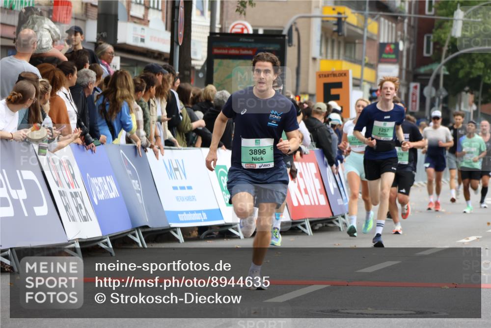 21.09.2025 - PSD Bank Halbmarathon Strokosch-Dieckow http://msf.ph/oto/8944635 21.09.2025 11:49:13 Ziel 1257, 1692, 2098, 2251, 2463, 2480, 2737, 2993, 3376, 3896 meine-sportfotos.de