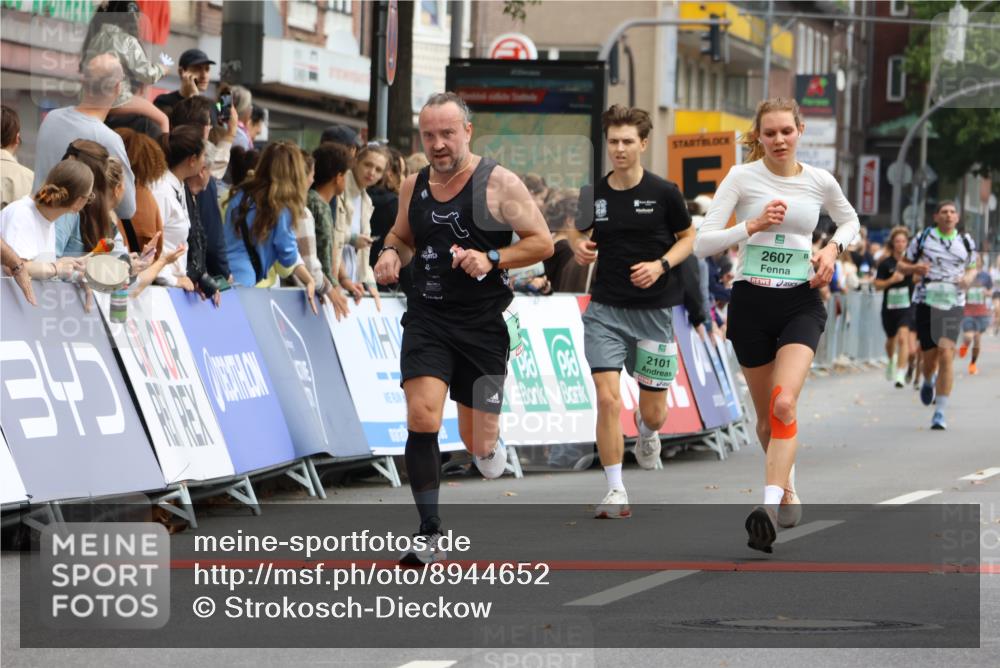 21.09.2025 - PSD Bank Halbmarathon Strokosch-Dieckow http://msf.ph/oto/8944652 21.09.2025 11:49:23 Ziel 1257, 1356, 2010, 2101, 2322, 2463, 2607, 2737, 2830, 3376, 3896, 4010 meine-sportfotos.de