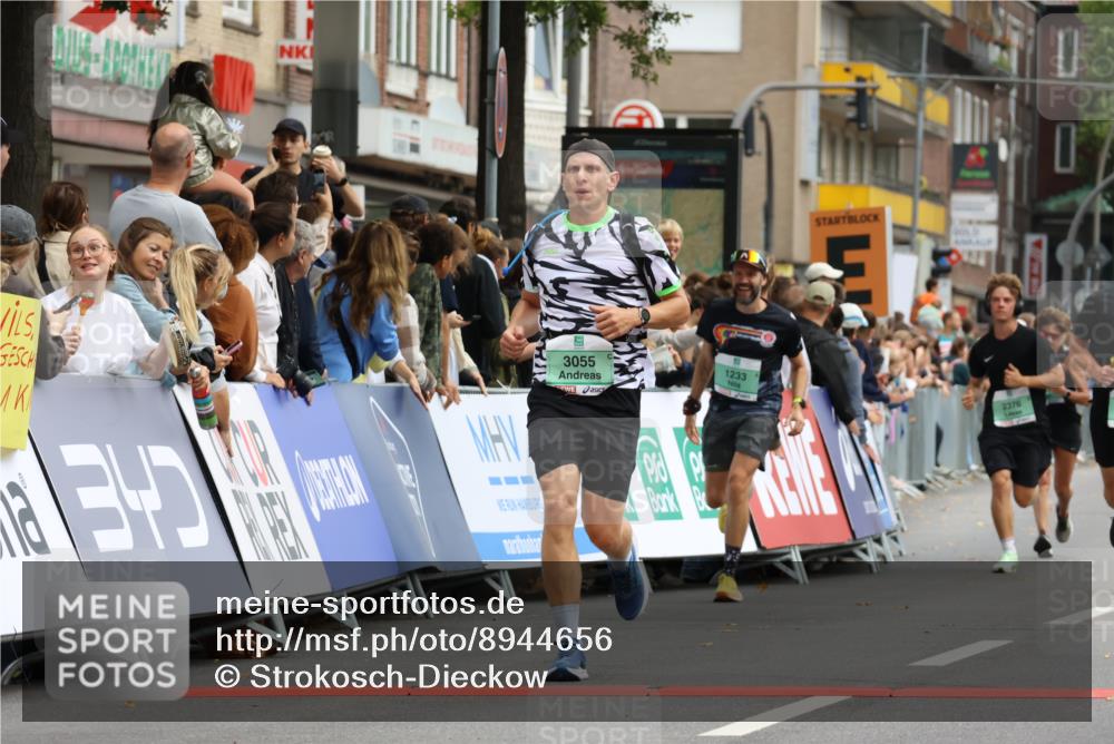 21.09.2025 - PSD Bank Halbmarathon Strokosch-Dieckow http://msf.ph/oto/8944656 21.09.2025 11:49:31 Ziel 1233, 1657, 2010, 2101, 2322, 2376, 2607, 2830, 3055, 4010 meine-sportfotos.de