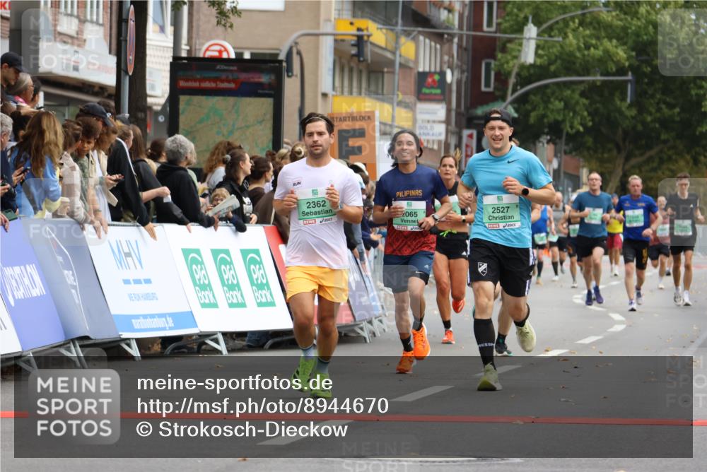 21.09.2025 - PSD Bank Halbmarathon Strokosch-Dieckow http://msf.ph/oto/8944670 21.09.2025 11:49:40 Ziel 1233, 1657, 2065, 2181, 2362, 2376, 2462, 2527, 2589, 3055 meine-sportfotos.de