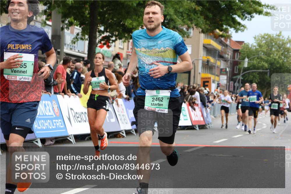21.09.2025 - PSD Bank Halbmarathon Strokosch-Dieckow http://msf.ph/oto/8944673 21.09.2025 11:49:46 Ziel 1010, 2065, 2181, 2257, 2362, 2376, 2462, 2527, 2589, 2677, 3086, 3665 meine-sportfotos.de