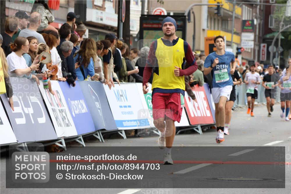 21.09.2025 - PSD Bank Halbmarathon Strokosch-Dieckow http://msf.ph/oto/8944703 21.09.2025 11:50:03 Ziel 1040, 1059, 1221, 1328, 2056, 2060, 2387, 2414, 2601, 3941, 4002 meine-sportfotos.de