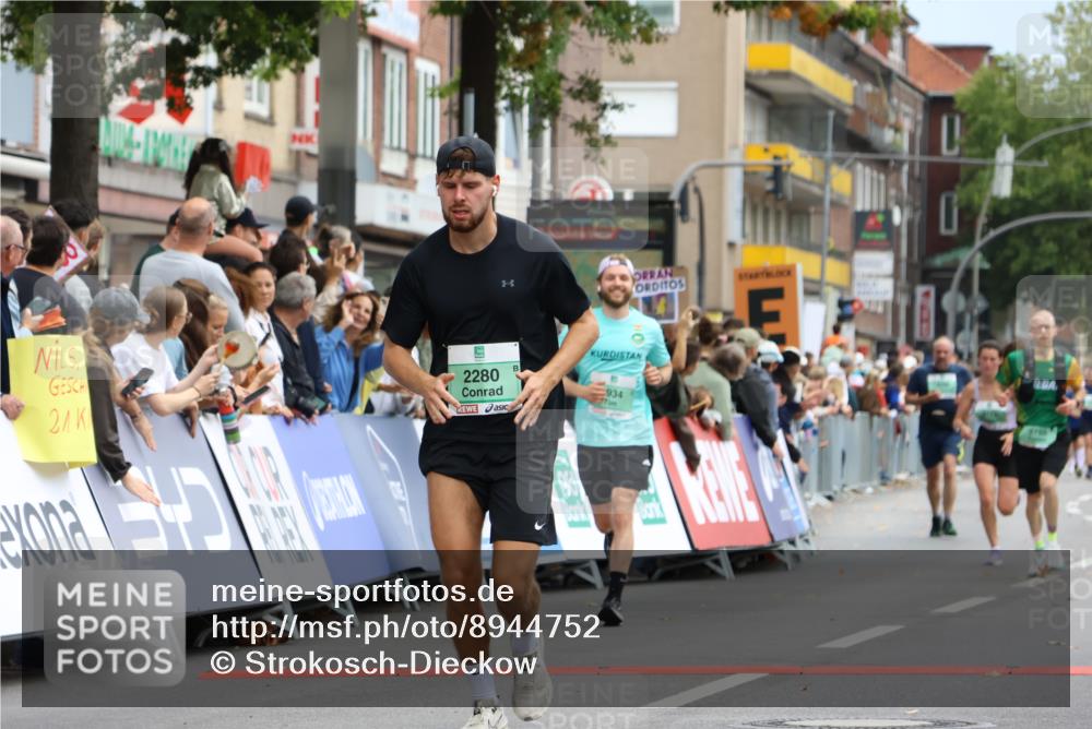 21.09.2025 - PSD Bank Halbmarathon Strokosch-Dieckow http://msf.ph/oto/8944752 21.09.2025 11:50:35 Ziel 1231, 2172, 2280, 2572, 2750, 2811, 2934, 3937 meine-sportfotos.de