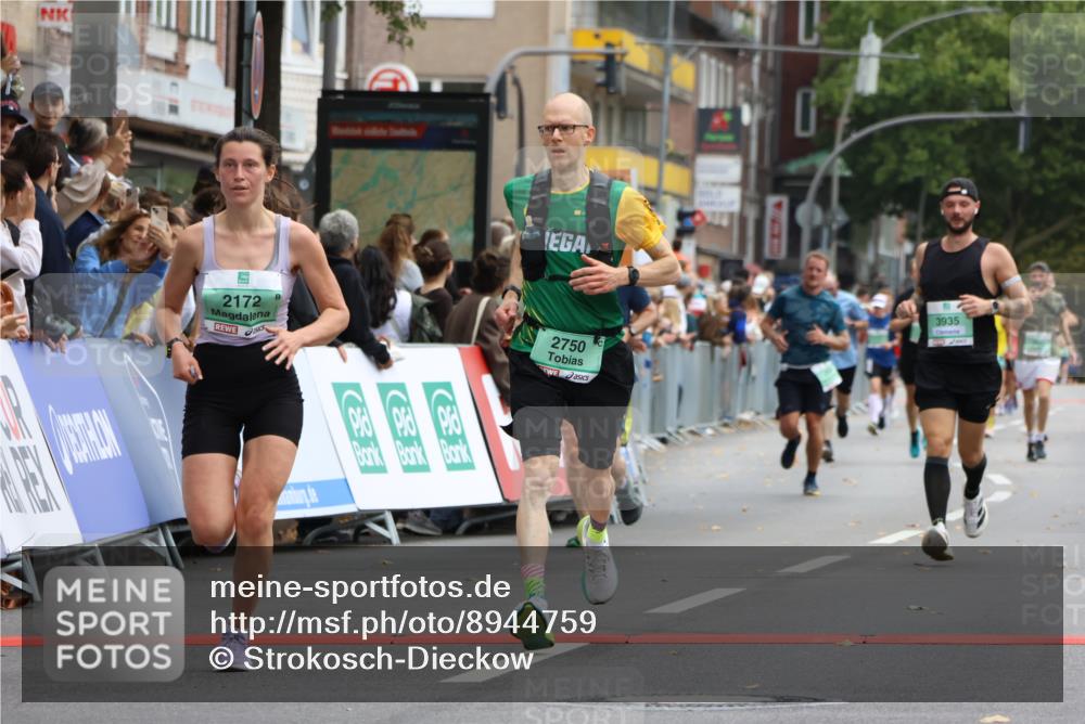 21.09.2025 - PSD Bank Halbmarathon Strokosch-Dieckow http://msf.ph/oto/8944759 21.09.2025 11:50:40 Ziel 2172, 2280, 2298, 2572, 2750, 2811, 2934, 3935 meine-sportfotos.de