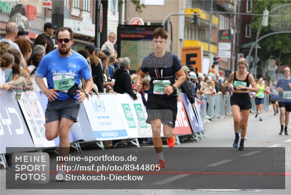 21.09.2025 - PSD Bank Halbmarathon Strokosch-Dieckow http://msf.ph/oto/8944805 21.09.2025 11:51:17 Ziel 1250, 1537, 2295, 2402, 2662, 2951 meine-sportfotos.de