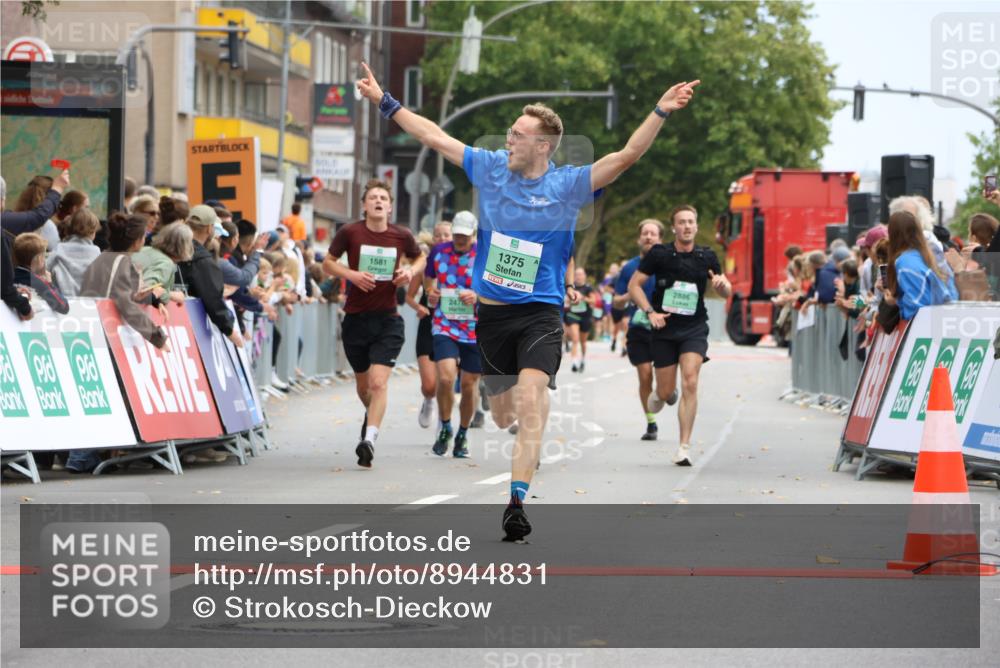 21.09.2025 - PSD Bank Halbmarathon Strokosch-Dieckow http://msf.ph/oto/8944831 21.09.2025 11:51:37 Ziel 1150, 1375, 1581, 1619, 2163, 2476, 2638, 2886, 2988 meine-sportfotos.de