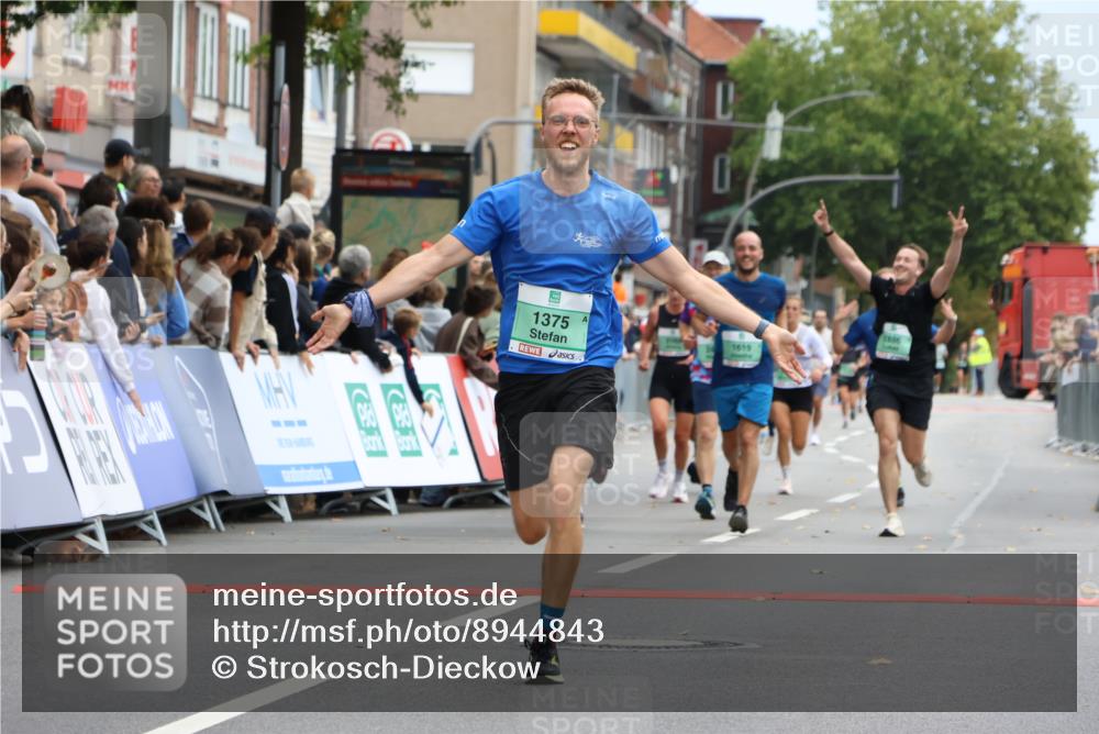 21.09.2025 - PSD Bank Halbmarathon Strokosch-Dieckow http://msf.ph/oto/8944843 21.09.2025 11:51:39 Ziel 1150, 1375, 1581, 1619, 2163, 2169, 2382, 2476, 2638, 2886, 2988 meine-sportfotos.de