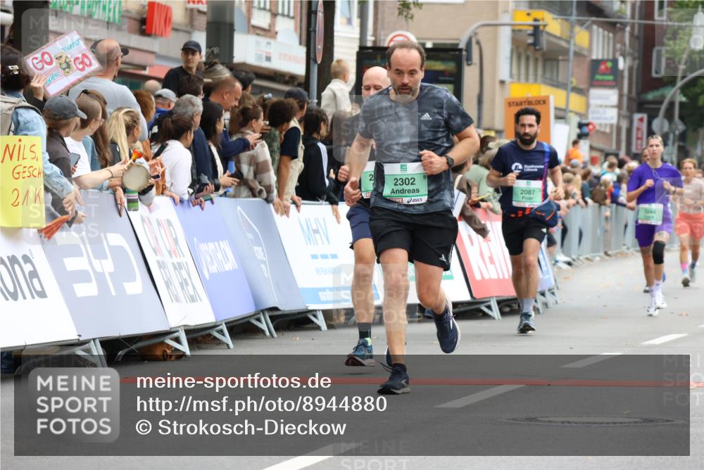 21.09.2025 - PSD Bank Halbmarathon Strokosch-Dieckow http://msf.ph/oto/8944880 21.09.2025 11:52:02 Ziel 1186, 2066, 2087, 2239, 2302, 3044, 3416, 4004 meine-sportfotos.de
