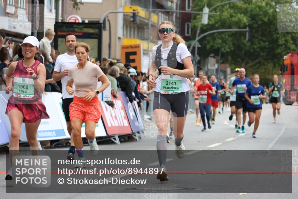 21.09.2025 - PSD Bank Halbmarathon Strokosch-Dieckow http://msf.ph/oto/8944897 21.09.2025 11:52:10 Ziel 1508, 2087, 2239, 2302, 2492, 2512, 2554, 2844, 2917, 3044, 3141 meine-sportfotos.de