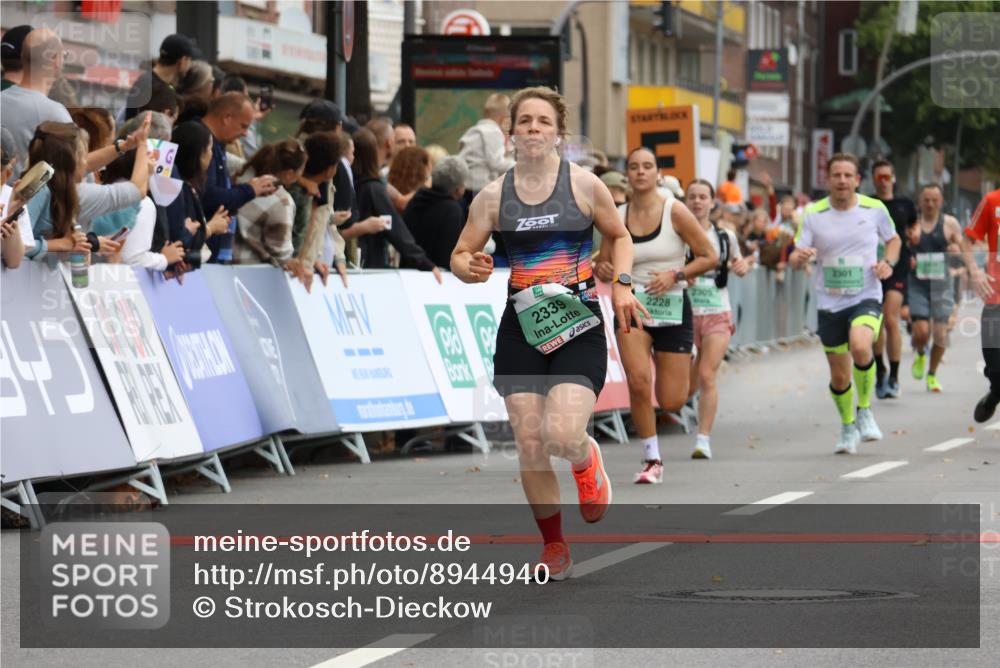 21.09.2025 - PSD Bank Halbmarathon Strokosch-Dieckow http://msf.ph/oto/8944940 21.09.2025 11:52:49 Ziel 1102, 2228, 2301, 2305, 2339 meine-sportfotos.de