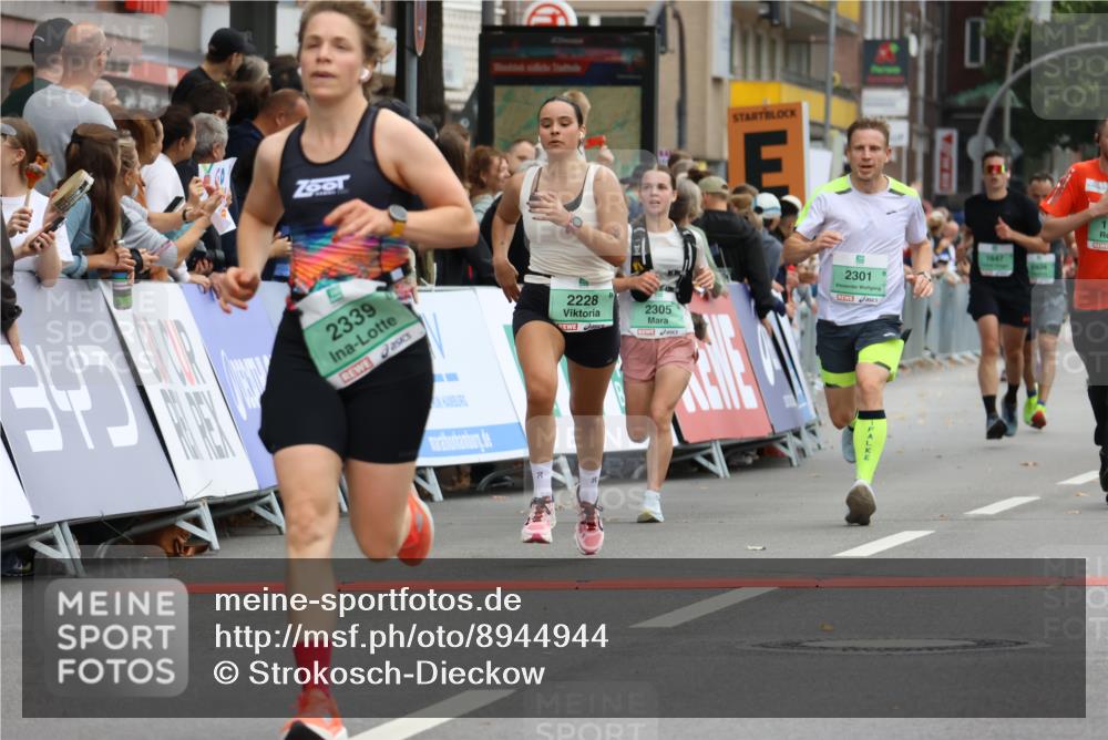 21.09.2025 - PSD Bank Halbmarathon Strokosch-Dieckow http://msf.ph/oto/8944944 21.09.2025 11:52:51 Ziel 1102, 1298, 2228, 2301, 2305, 2339 meine-sportfotos.de