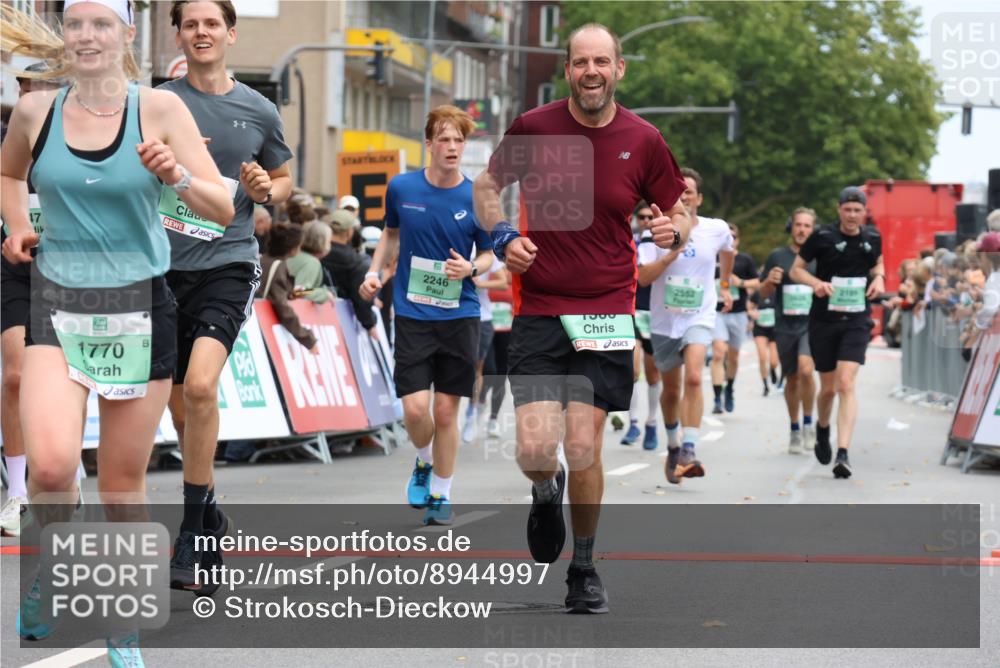 21.09.2025 - PSD Bank Halbmarathon Strokosch-Dieckow http://msf.ph/oto/8944997 21.09.2025 11:53:26 Ziel 1079, 1254, 1366, 1724, 1770, 2199, 2246, 2309, 2552, 2588, 2625, 2804, 2871, 2876, 2947, 3919, 4050 meine-sportfotos.de