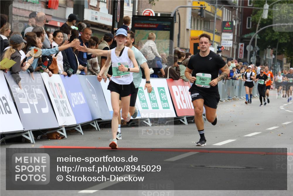 21.09.2025 - PSD Bank Halbmarathon Strokosch-Dieckow http://msf.ph/oto/8945029 21.09.2025 11:53:51 Ziel 1396, 1752, 2304, 2461, 2805, 2863, 2991, 3037 meine-sportfotos.de