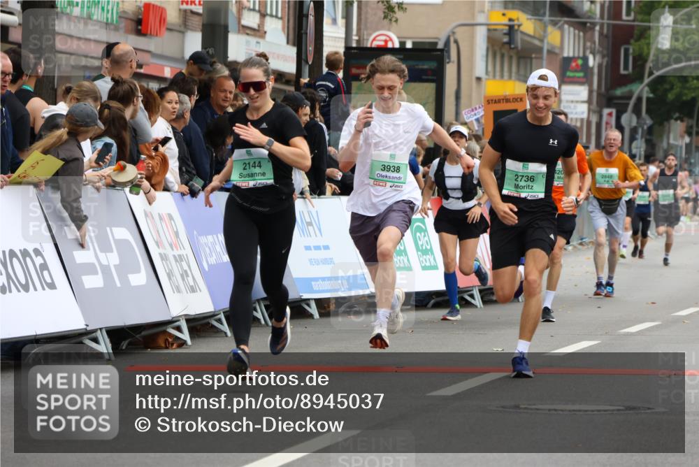 21.09.2025 - PSD Bank Halbmarathon Strokosch-Dieckow http://msf.ph/oto/8945037 21.09.2025 11:54:02 Ziel 2144, 2420, 2461, 2505, 2736, 2848, 2863, 3938 meine-sportfotos.de