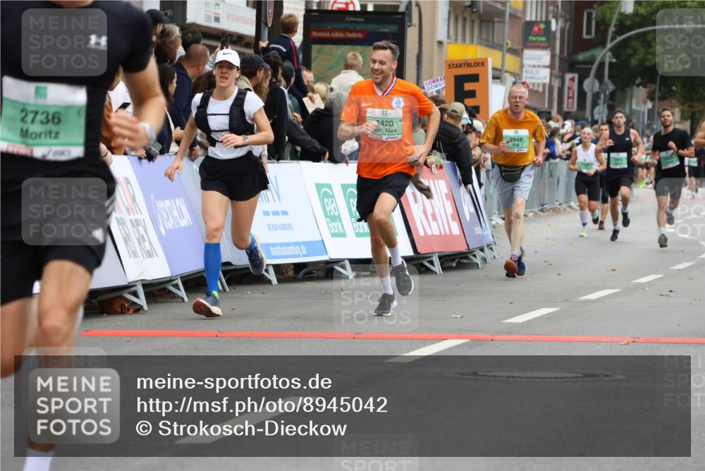 21.09.2025 - PSD Bank Halbmarathon Strokosch-Dieckow http://msf.ph/oto/8945042 21.09.2025 11:54:04 Ziel 2144, 2420, 2505, 2658, 2736, 2848, 3938 meine-sportfotos.de