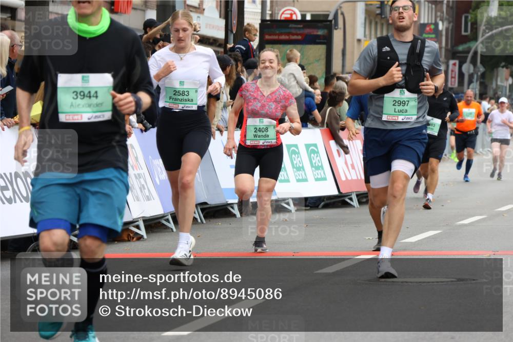 21.09.2025 - PSD Bank Halbmarathon Strokosch-Dieckow http://msf.ph/oto/8945086 21.09.2025 11:54:28 Ziel 1731, 2320, 2360, 2408, 2562, 2583, 2770, 2983, 2997, 3892, 3944 meine-sportfotos.de