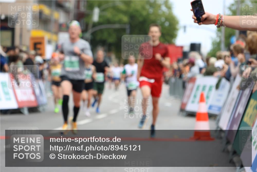 21.09.2025 - PSD Bank Halbmarathon Strokosch-Dieckow http://msf.ph/oto/8945121 21.09.2025 11:54:40 Ziel 1069, 1135, 1569, 2091, 2164, 2360, 2770, 2866, 2983, 3349, 4028, 4047 meine-sportfotos.de