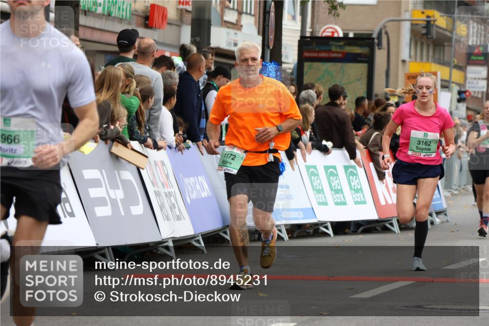 21.09.2025 - PSD Bank Halbmarathon Strokosch-Dieckow http://msf.ph/oto/8945231 21.09.2025 12:04:15 Ziel 1172, 1398, 1515, 3056, 3090, 3162, 3355, 3966 meine-sportfotos.de