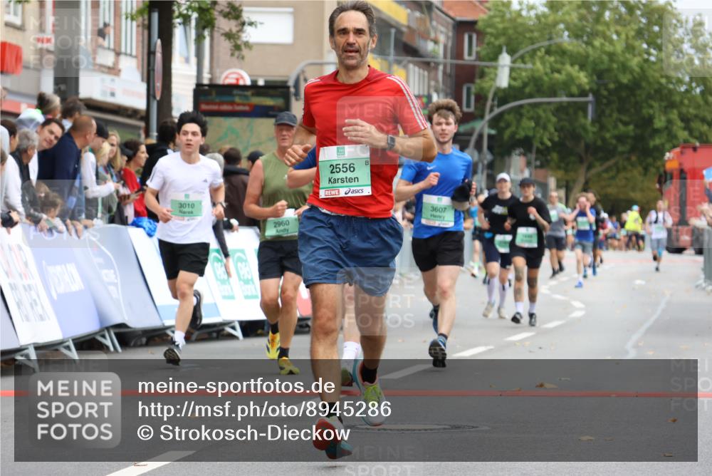 21.09.2025 - PSD Bank Halbmarathon Strokosch-Dieckow http://msf.ph/oto/8945286 21.09.2025 12:04:30 Ziel 1398, 1515, 1699, 1853, 2556, 2585, 2854, 2960, 3010, 3039, 3056, 3072, 3336, 3512, 3607 meine-sportfotos.de