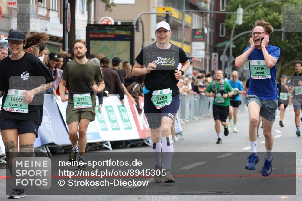 21.09.2025 - PSD Bank Halbmarathon Strokosch-Dieckow http://msf.ph/oto/8945305 21.09.2025 12:04:38 Ziel 1699, 1760, 2507, 2556, 2774, 2960, 3005, 3010, 3116, 3512, 3607 meine-sportfotos.de