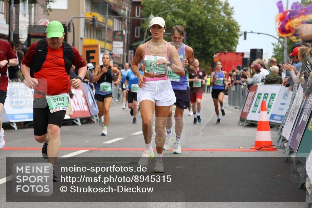 21.09.2025 - PSD Bank Halbmarathon Strokosch-Dieckow http://msf.ph/oto/8945315 21.09.2025 11:56:35 Ziel 1190, 1229, 2189, 2225, 2361, 2591, 2676, 2704, 2717, 2719, 2746, 2793, 2878, 2912 meine-sportfotos.de