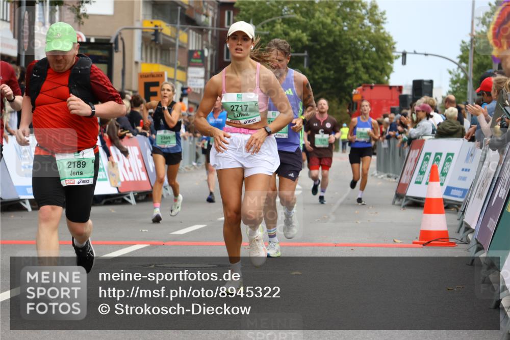 21.09.2025 - PSD Bank Halbmarathon Strokosch-Dieckow http://msf.ph/oto/8945322 21.09.2025 11:56:35 Ziel 1190, 1229, 2189, 2225, 2361, 2591, 2676, 2704, 2717, 2719, 2746, 2793, 2878, 2912 meine-sportfotos.de