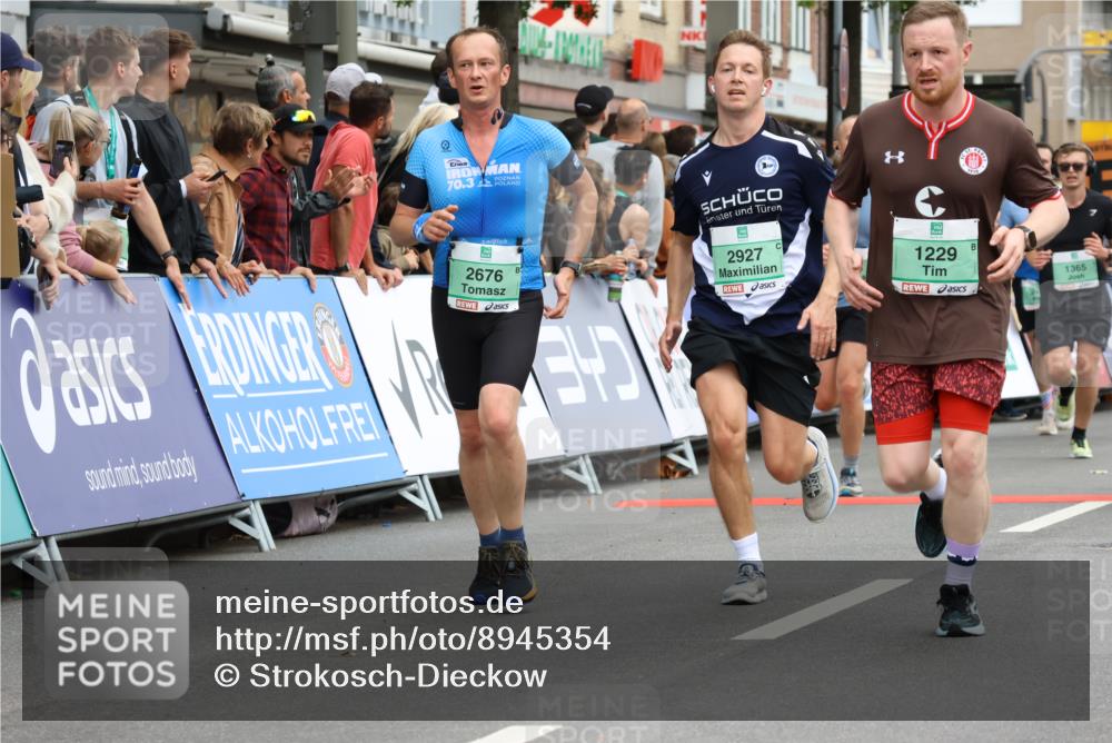 21.09.2025 - PSD Bank Halbmarathon Strokosch-Dieckow http://msf.ph/oto/8945354 21.09.2025 11:56:43 Ziel 1190, 1229, 1365, 2189, 2361, 2411, 2526, 2555, 2591, 2676, 2717, 2719, 2760, 2912, 2927, 3939, 4056 meine-sportfotos.de