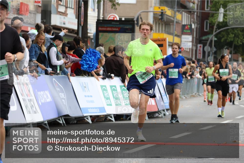 21.09.2025 - PSD Bank Halbmarathon Strokosch-Dieckow http://msf.ph/oto/8945372 21.09.2025 12:05:05 Ziel 1171, 1387, 2166, 3154, 3267, 3467 meine-sportfotos.de