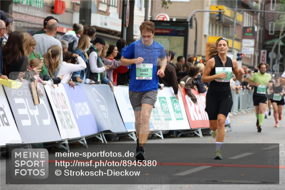 21.09.2025 - PSD Bank Halbmarathon Strokosch-Dieckow http://msf.ph/oto/8945380 21.09.2025 12:05:09 Ziel 1171, 1387, 2166, 3267, 3467 meine-sportfotos.de