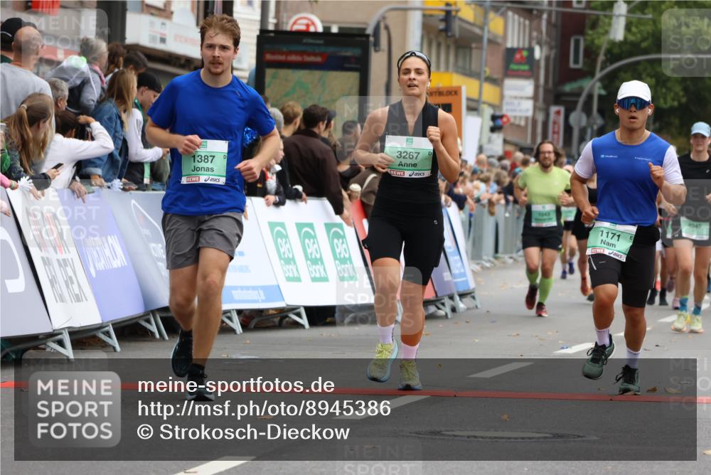 21.09.2025 - PSD Bank Halbmarathon Strokosch-Dieckow http://msf.ph/oto/8945386 21.09.2025 12:05:10 Ziel 1043, 1171, 1253, 1255, 1387, 2166, 3267, 3467, 4045 meine-sportfotos.de