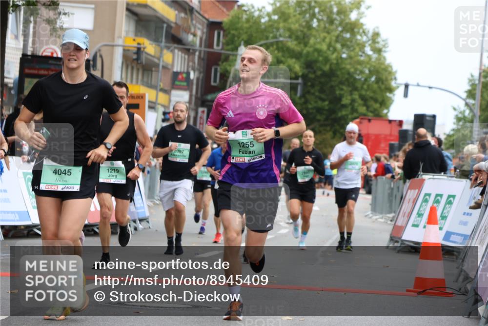 21.09.2025 - PSD Bank Halbmarathon Strokosch-Dieckow http://msf.ph/oto/8945409 21.09.2025 12:05:18 Ziel 1043, 1171, 1218, 1219, 1253, 1255, 1387, 2097, 2618, 2890, 3262, 3267, 3970, 4021, 4045 meine-sportfotos.de