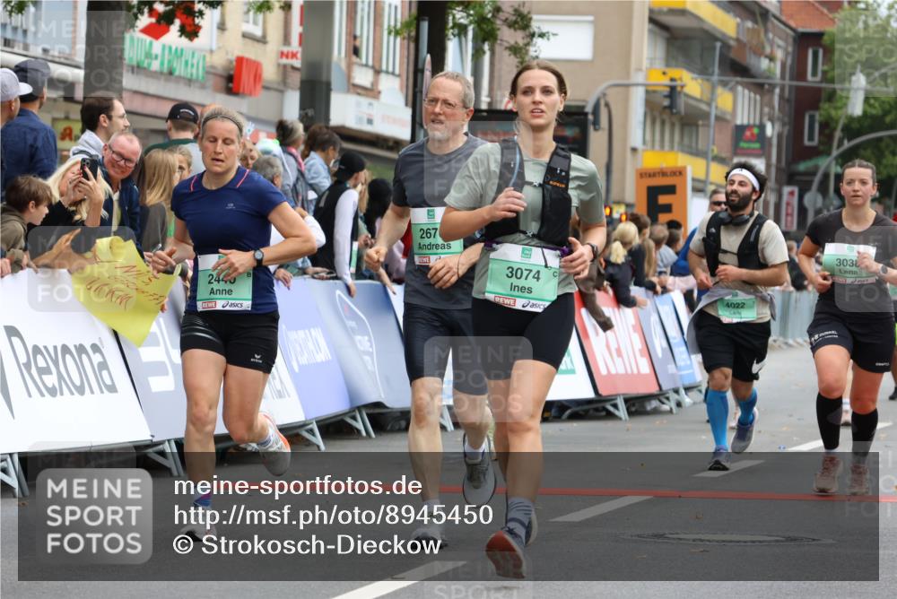 21.09.2025 - PSD Bank Halbmarathon Strokosch-Dieckow http://msf.ph/oto/8945450 21.09.2025 12:05:30 Ziel 1299, 1485, 1538, 2075, 2097, 2440, 2670, 2890, 3038, 3074, 3251, 3262, 3970, 4020, 4022 meine-sportfotos.de