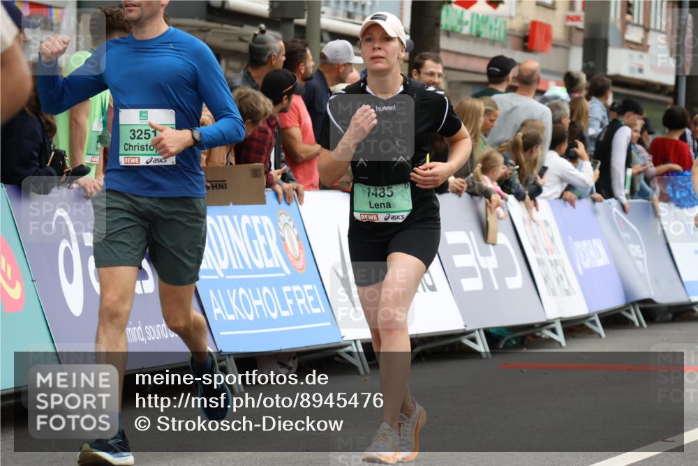 21.09.2025 - PSD Bank Halbmarathon Strokosch-Dieckow http://msf.ph/oto/8945476 21.09.2025 12:05:38 Ziel 1485, 1538, 2075, 2262, 2440, 2475, 2534, 2670, 2963, 3038, 3074, 3251, 4020, 4022 meine-sportfotos.de